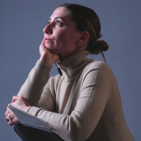 Sophie Laurent, predavačica francuskog jezika